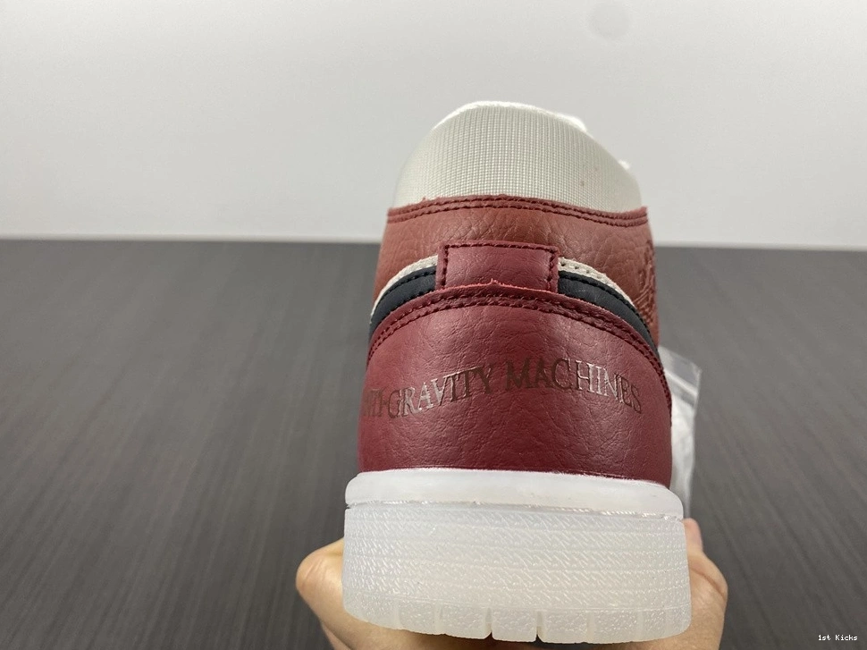 (W) Mid Jordan 1 Machines DM9601-200 - Anti-Gravity 0412